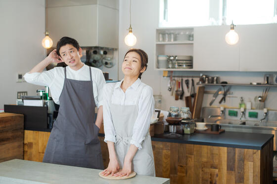 営業中の飲食店店舗を売却できる？トラブルを防ぐためのポイントを解説
