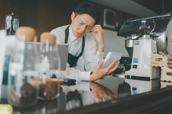 赤字の飲食店店舗は売却できる？売却のタイミングを逃した際のリスクとは